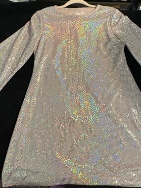 NWT Girls Sequin Long Sleeve Dress - Iridescent